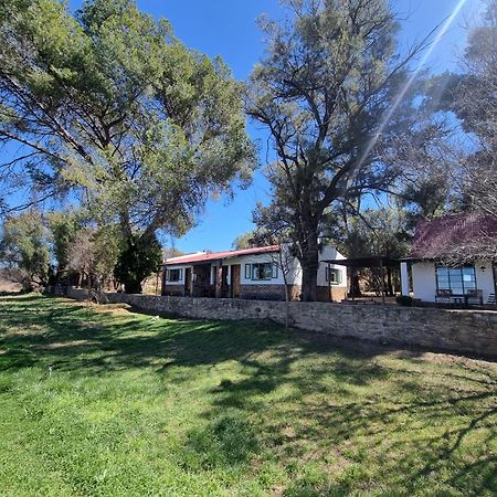 Вилла Garingboom Guest Farm Springfontein Экстерьер фото